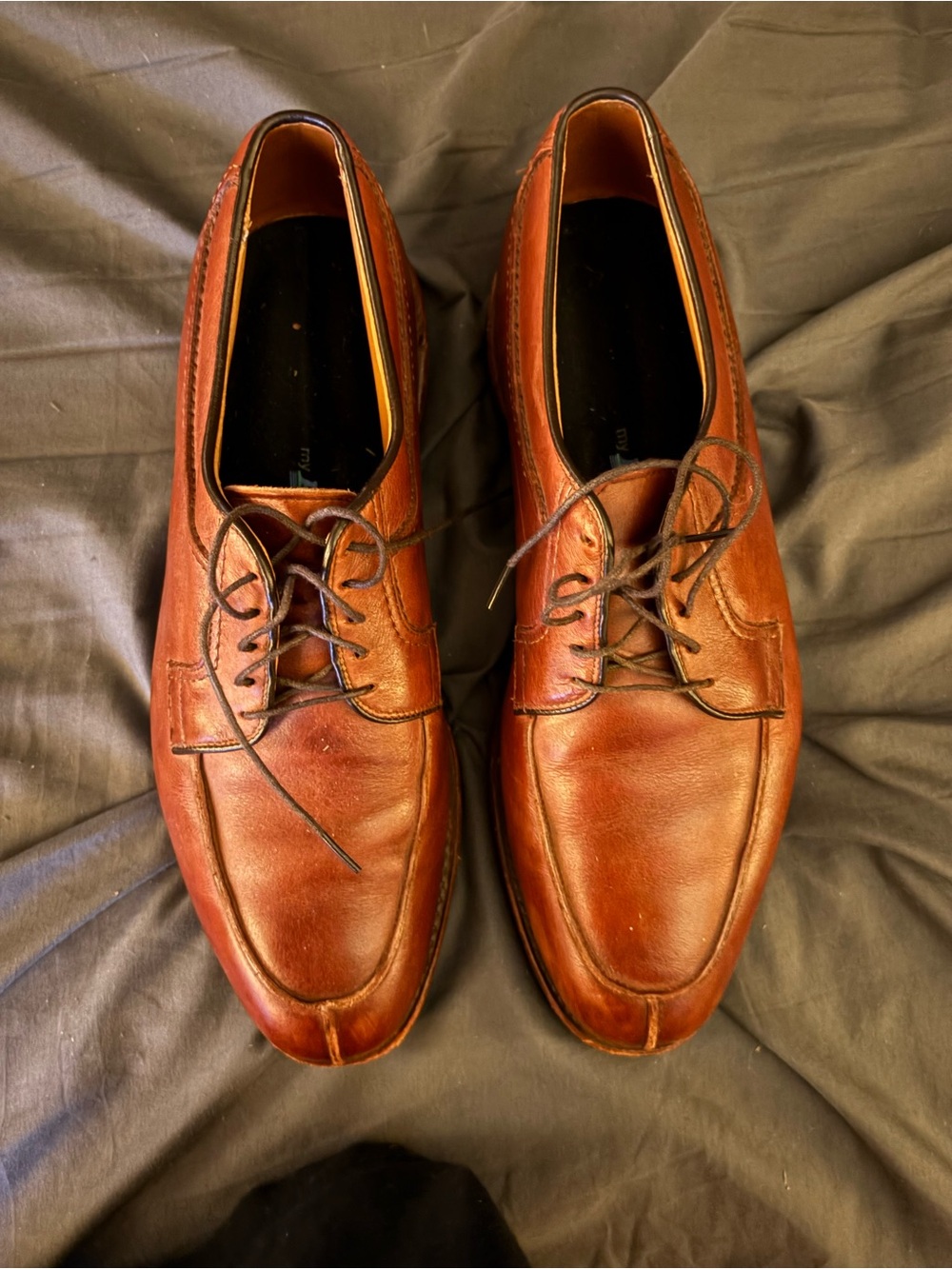 Allen Edmonds Chestnut Brown Leather Lace-Up Oxfords